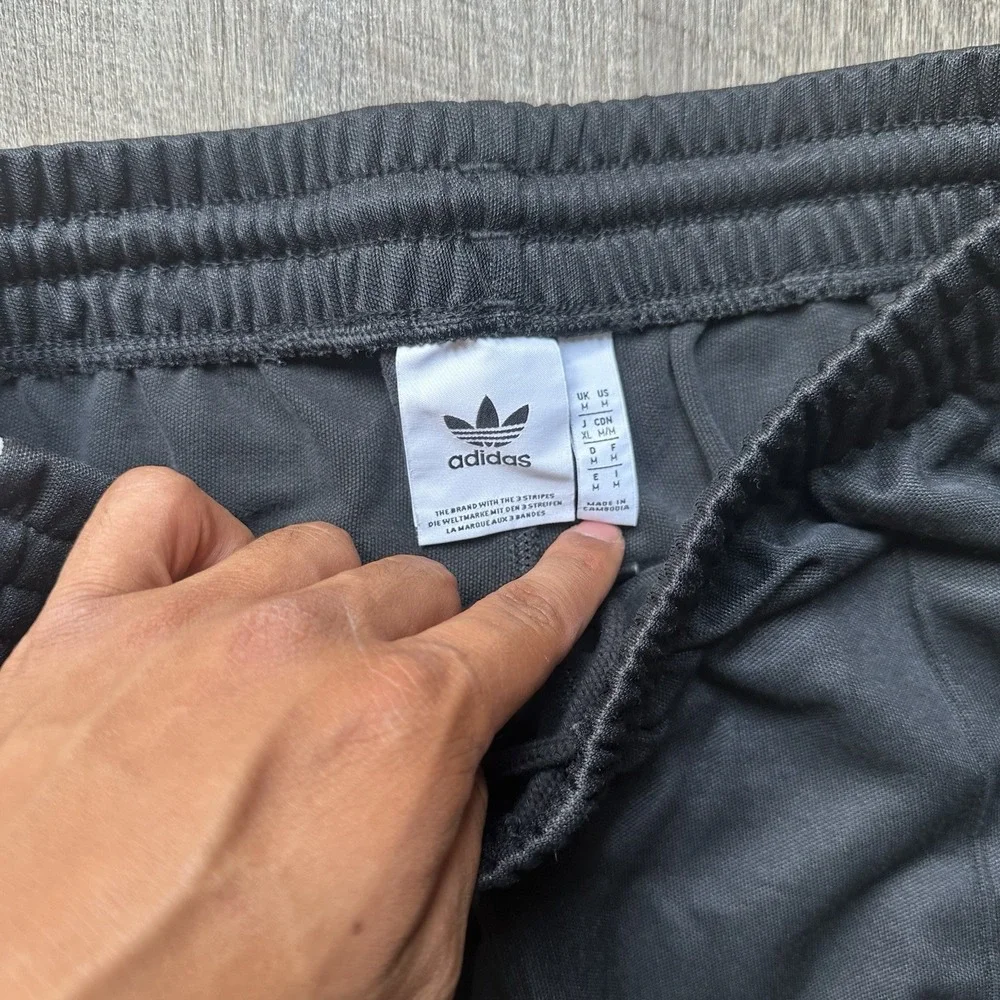 Vintage Adidas Track Pants Mens Medium Black White Baggy Wide Leg Sweatpants Y2K